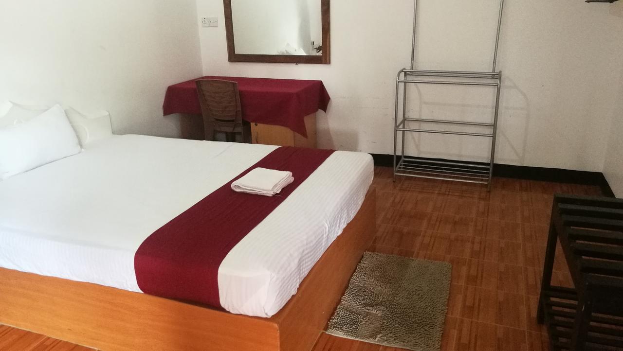Friends Paradise Kilinochchi Екстер'єр фото