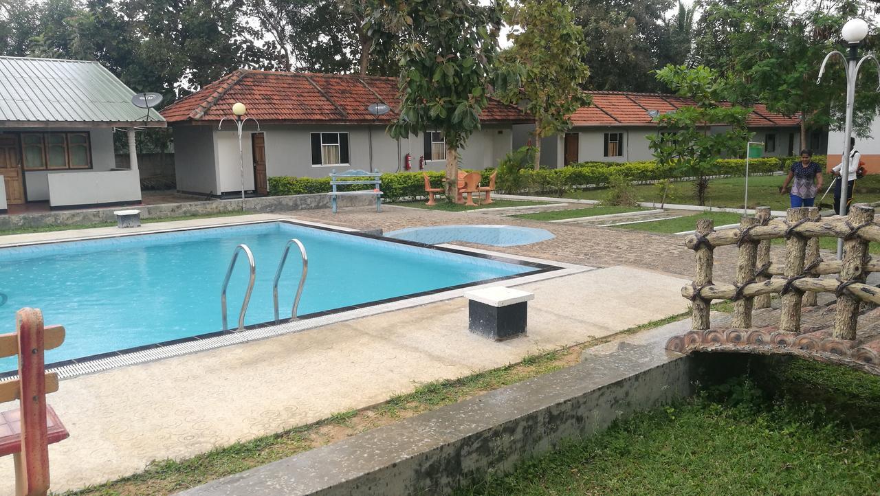 Friends Paradise Kilinochchi Екстер'єр фото