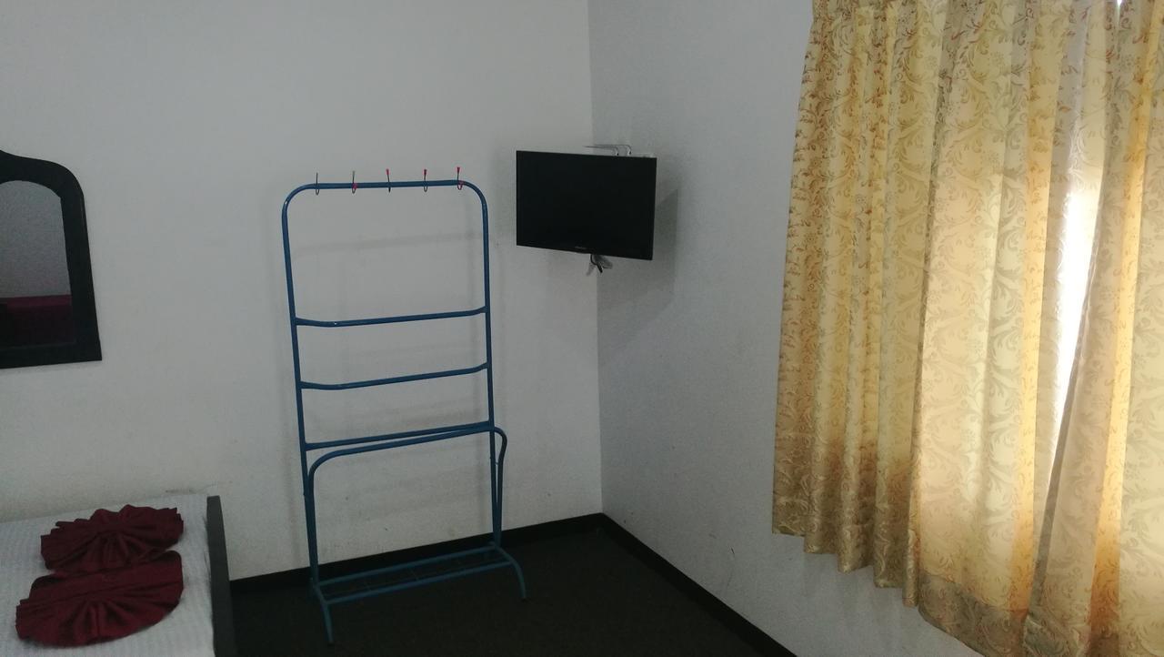 Friends Paradise Kilinochchi Екстер'єр фото
